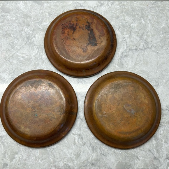 M.A. Hadley Pottery Set of 3 Trinket Dish 4”  Coasters Copper Back - Picture 5 of 5